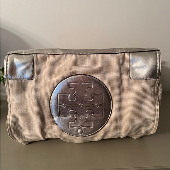 Tory Burch Tote - Picture 4 of 16
